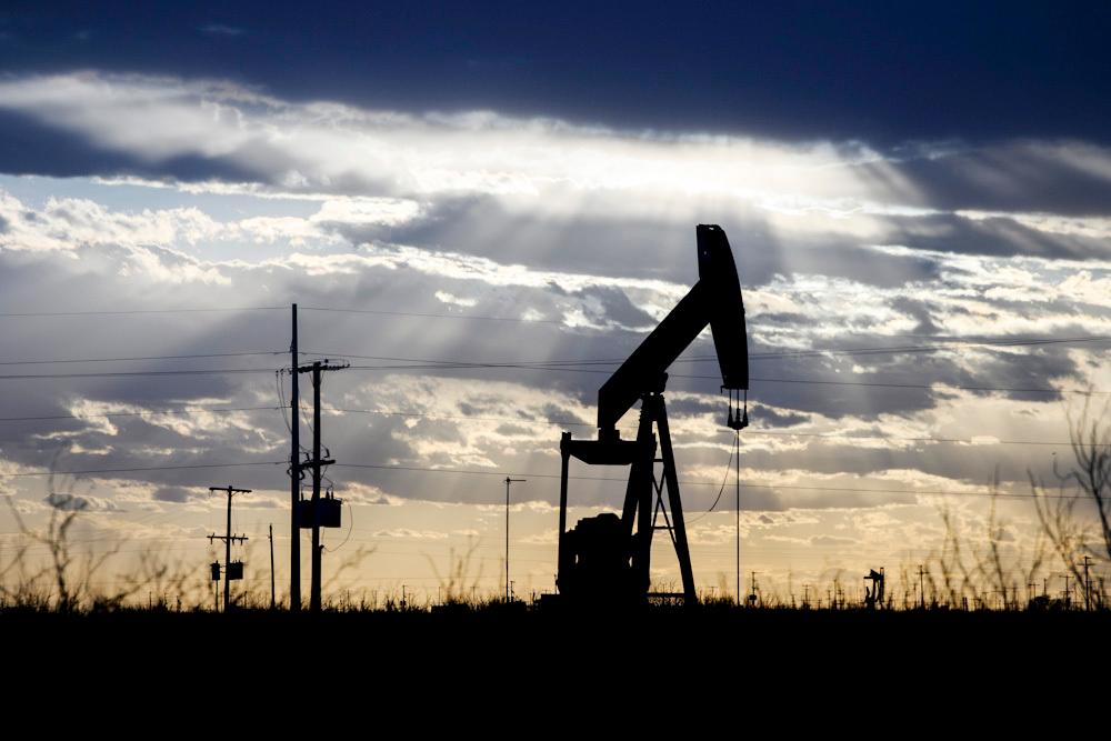Texas oil company Apache to spend over $9m to address air pollution in settlement with federal government and New Mexico