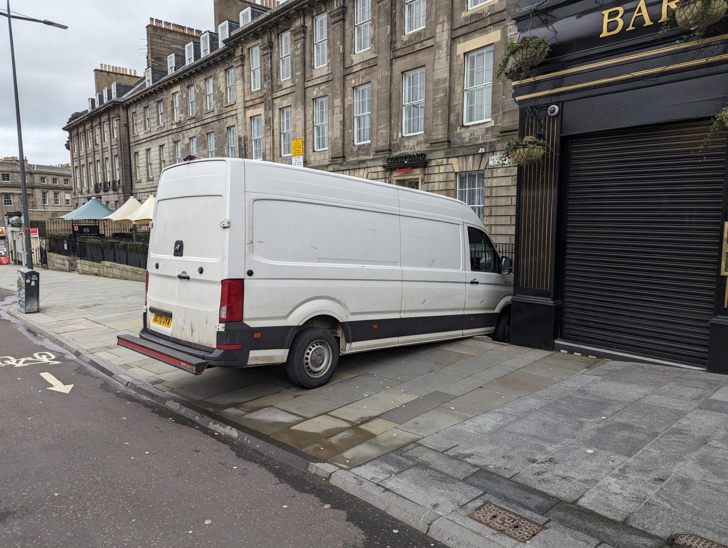 Apple and Google received panicked letters from a Scottish council after their GPS kept sending vehicles down a flight of steps