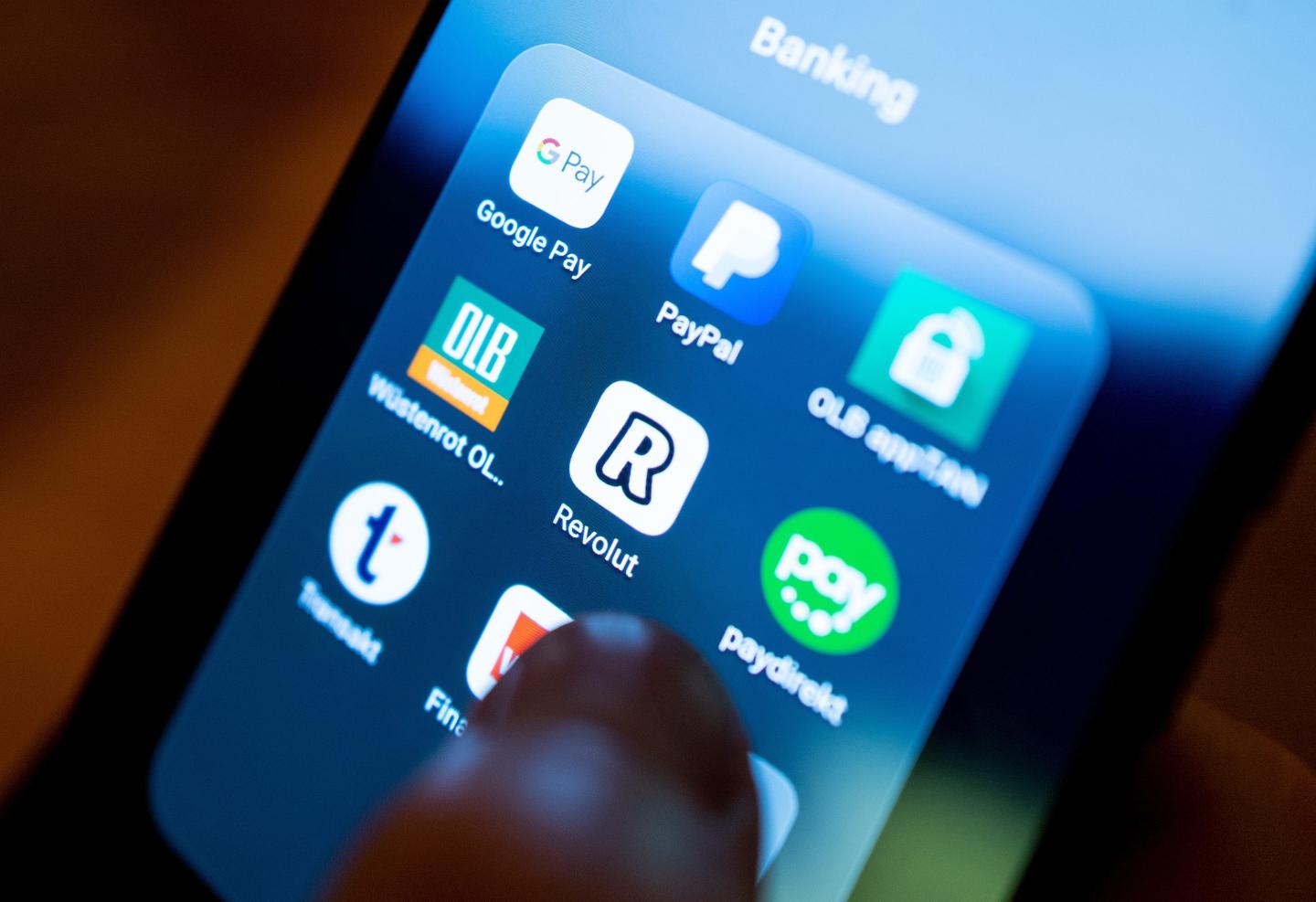 The future of payments is a 3-way battle between banks, fintechs, and crypto