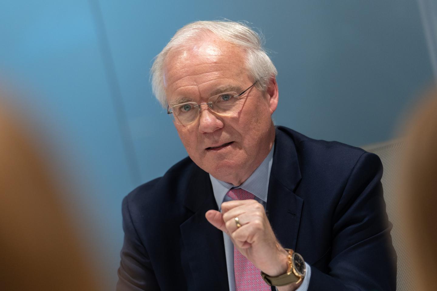 Kroger CEO Rodney McMullen looking a bit worried