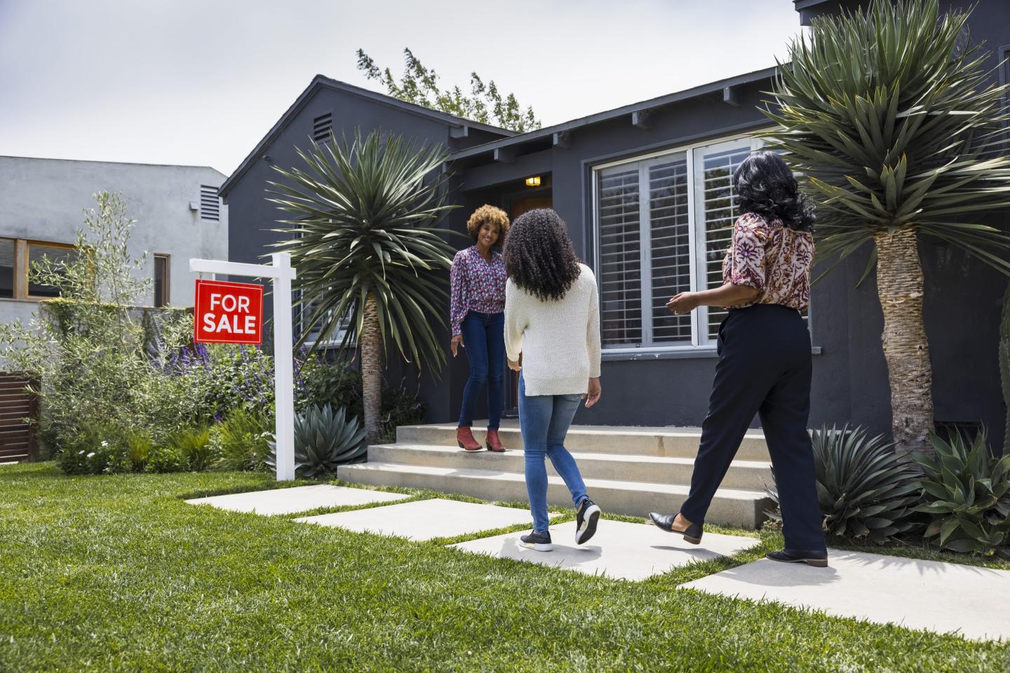 Black homebuyers face higher interest rates on average