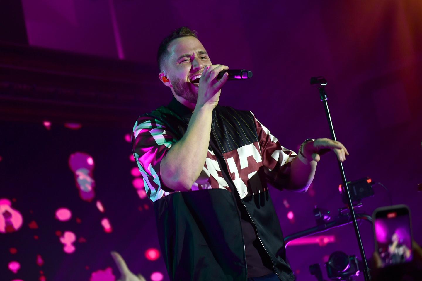 Hit singer says he’s happier at 36 than when he was famous in his 20s because he stopped chasing unhealthy goals