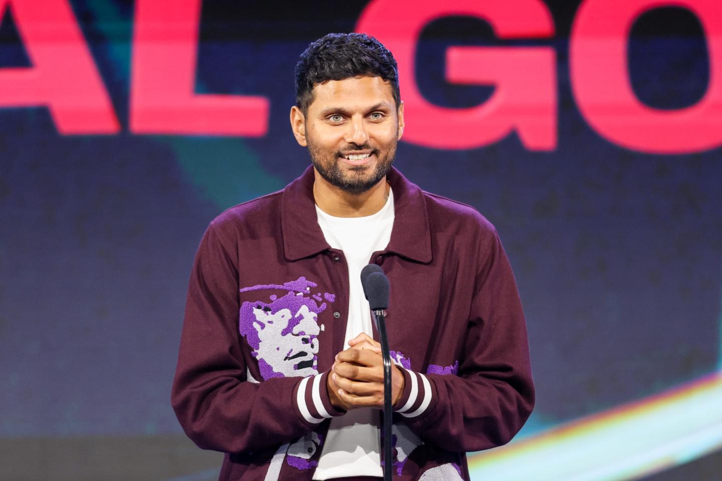 The key to staying present and grounded takes just 30 seconds a day, according to podcaster and life coach Jay Shetty