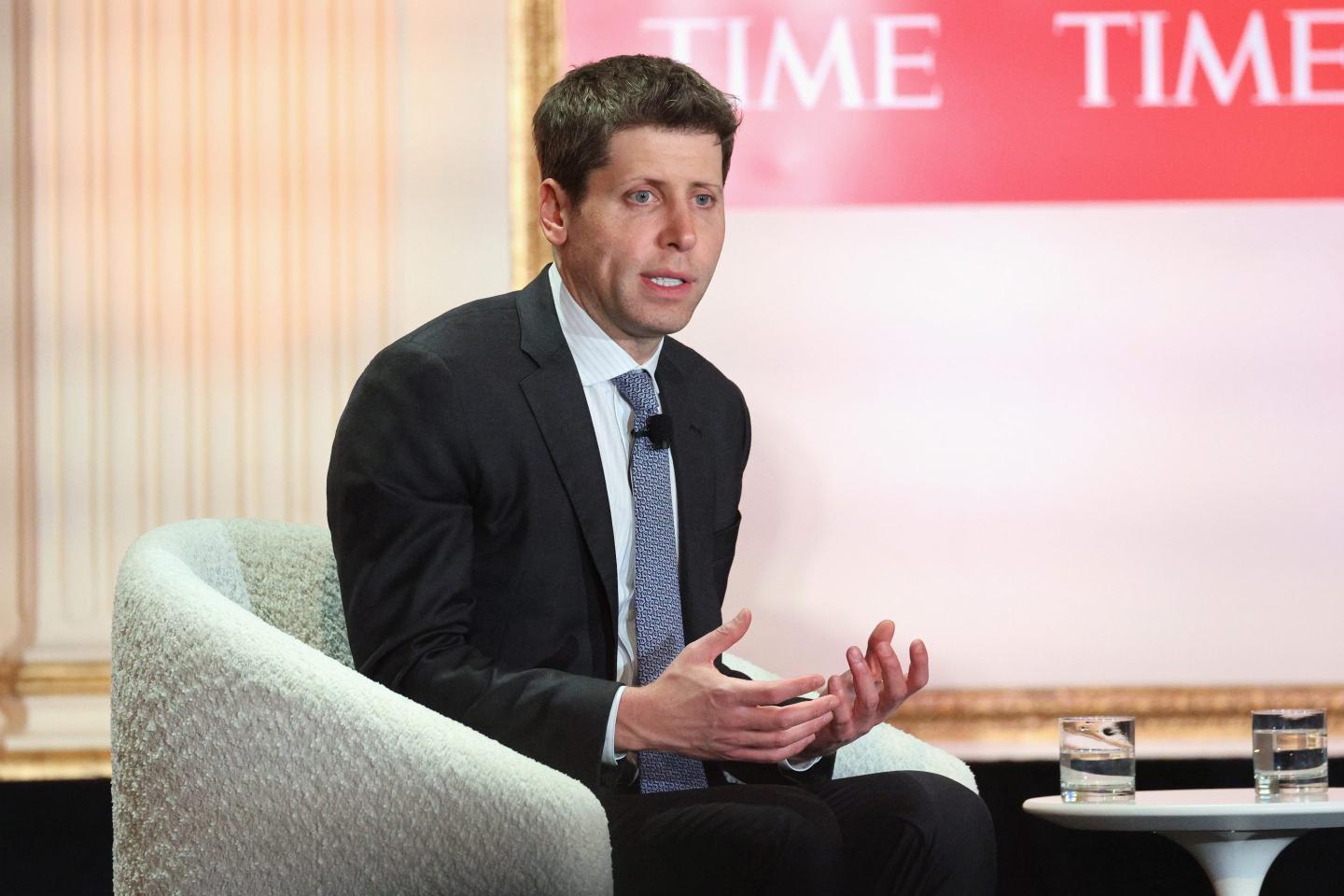 78% of dealmakers say Sam Altman should be running OpenAI right now