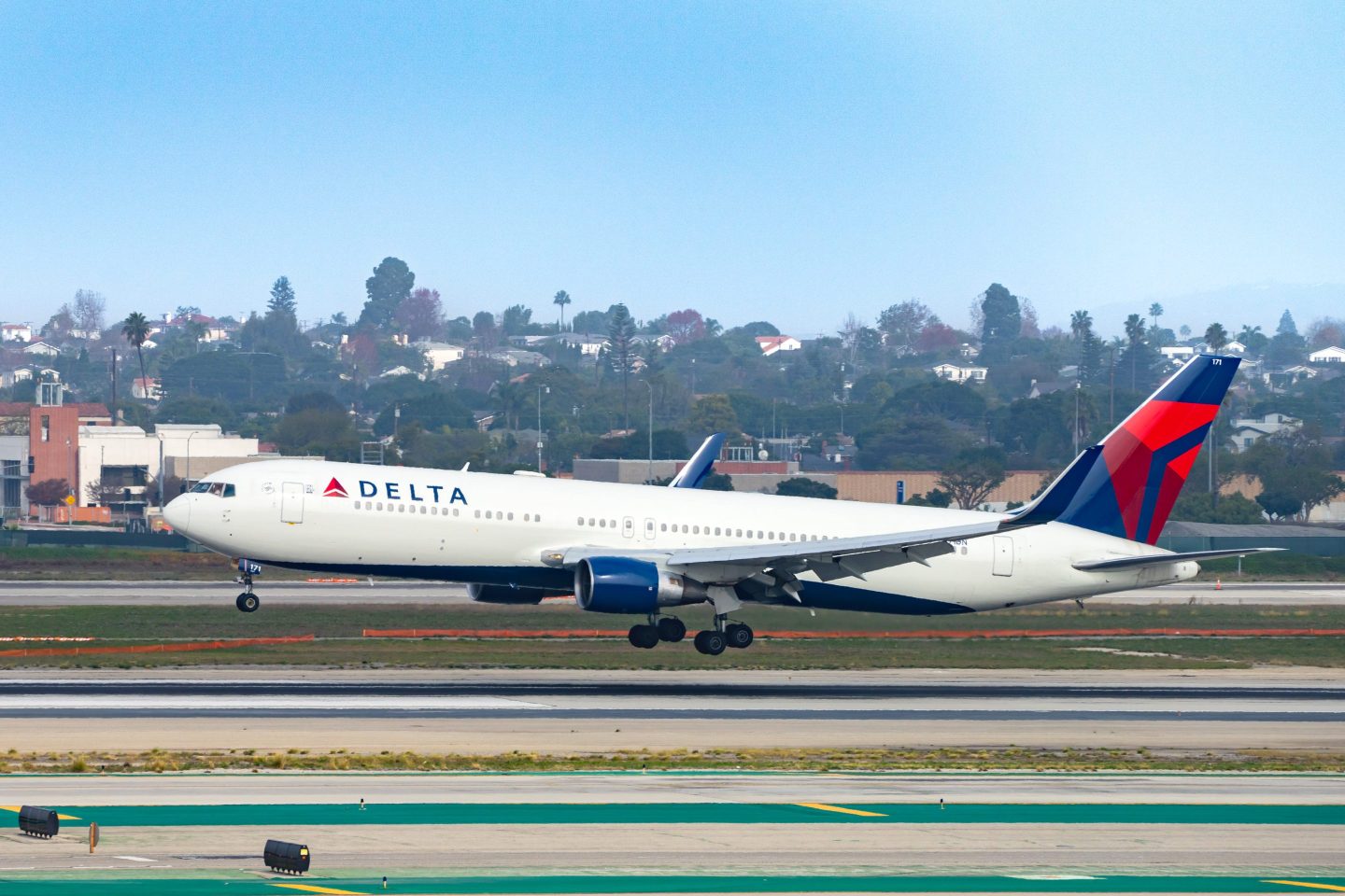 Profit-sharing payments at Delta virtually doubled last year.