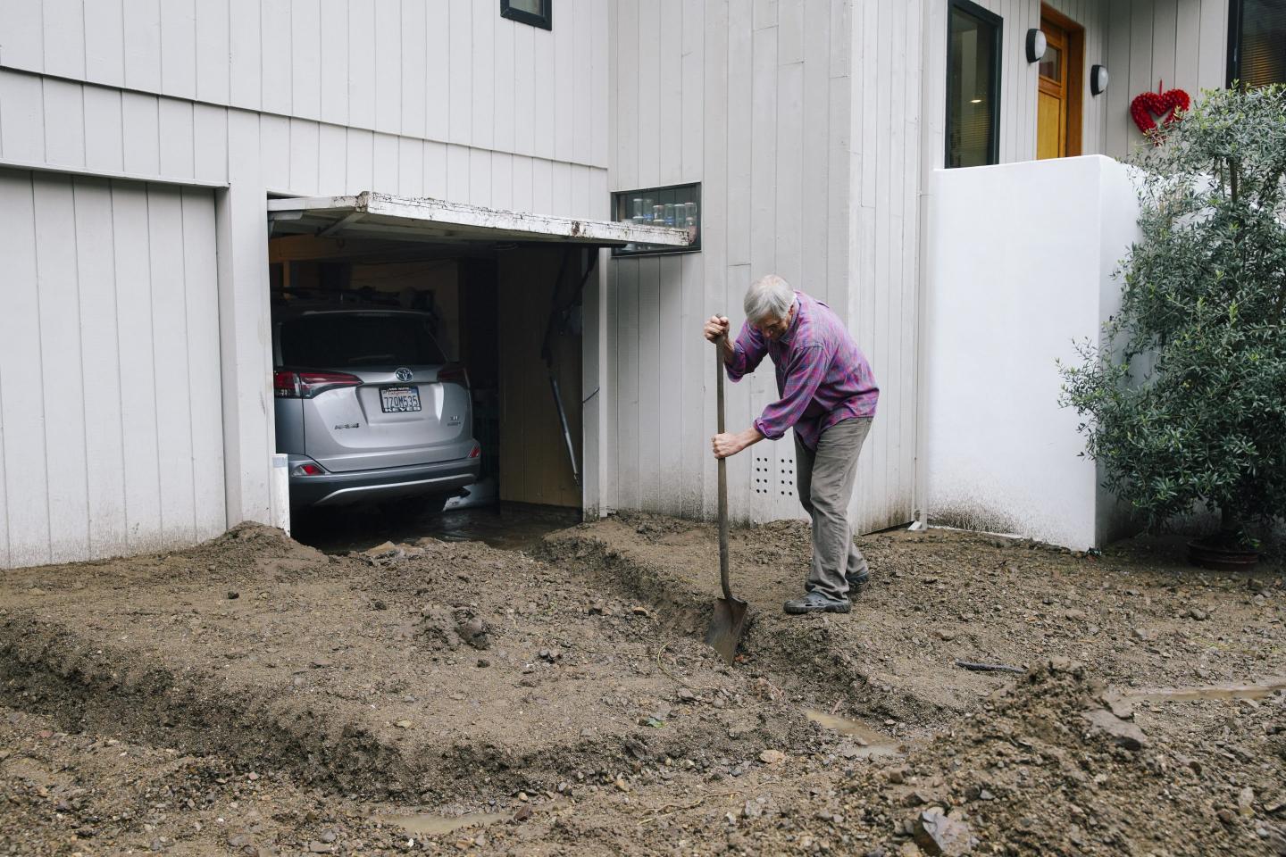 California’s intense storms this weekend could bring losses of up to $11 billion