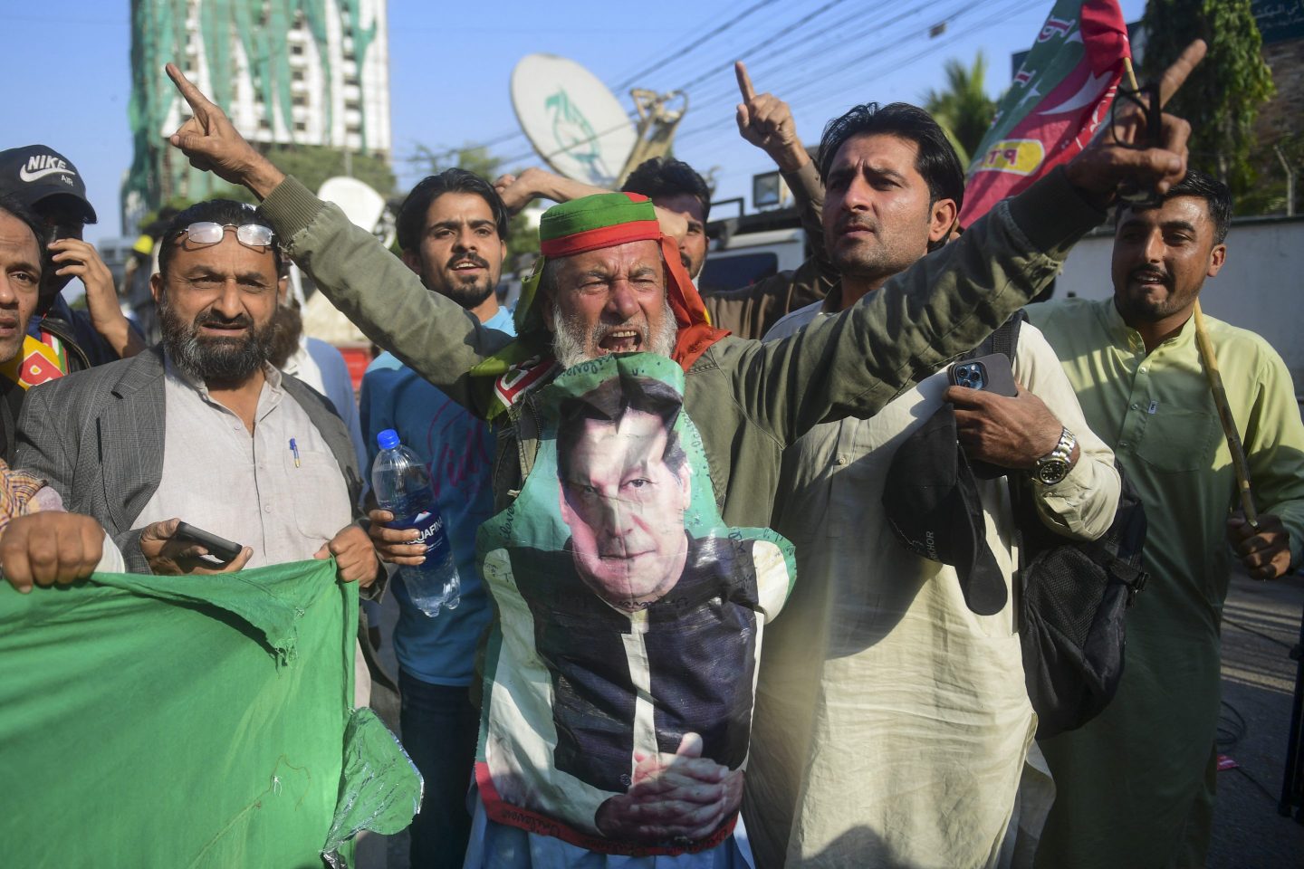 Supporters of Imran Khan's Pakistan Tehreek-e-Insaf party