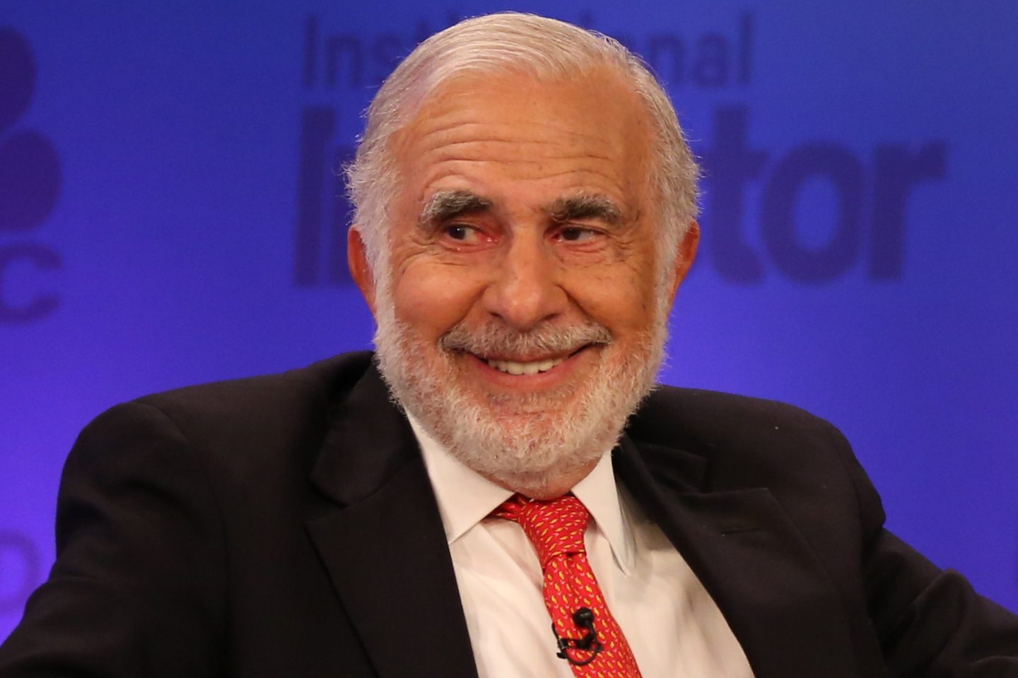 Carl Icahn wins two board seats at JetBlue