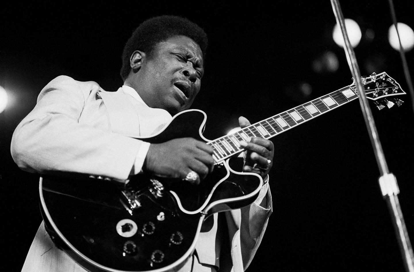 BB King performing at the Rosemont Horizon in 1980.