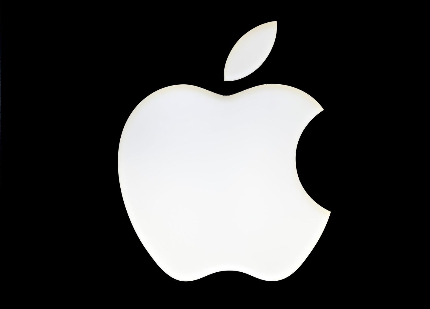 Apple opens small cracks in iPhone’s digital fortress to face regulatory clampdown in Europe—and warns it will open new avenues for hackers