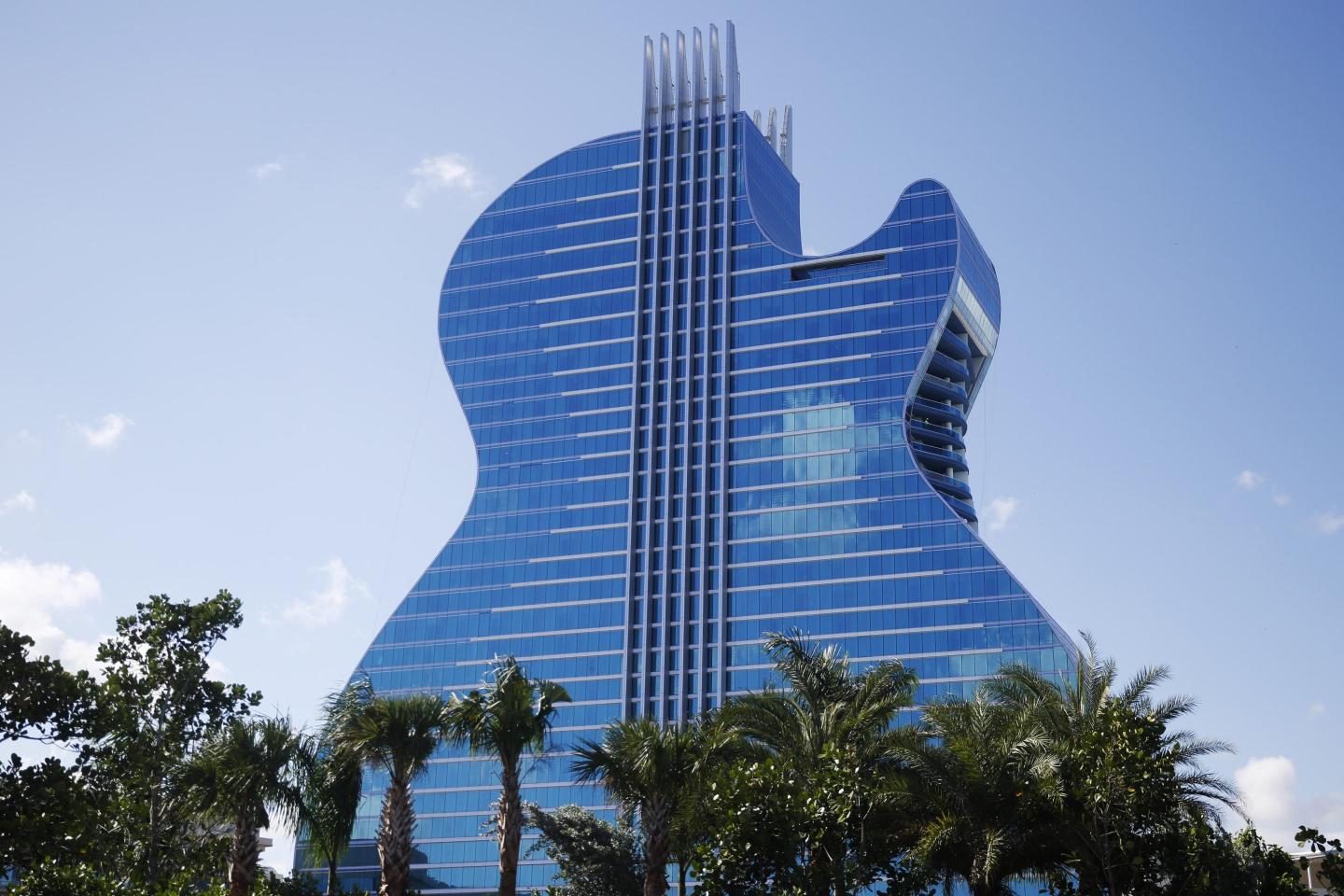 DeSantis gave the Seminole Tribe exclusive rights to run online sports bettings in Florida. Now the state’s racetracks and poker rooms are fighting back