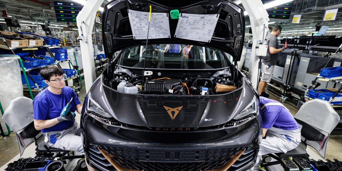 Volkswagen workers voting to unionize in Tennessee would get fraction of power of German workers Volkswagen workers voting to unionize in Tennessee would get fraction of power of German workers