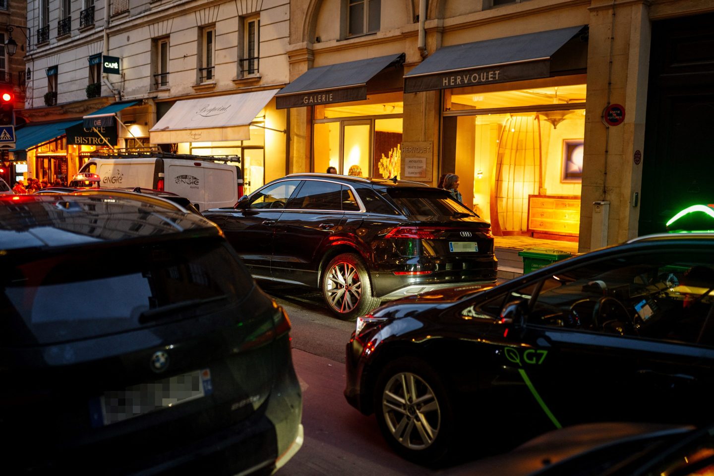 Paris is about to crack down on SUV parking.