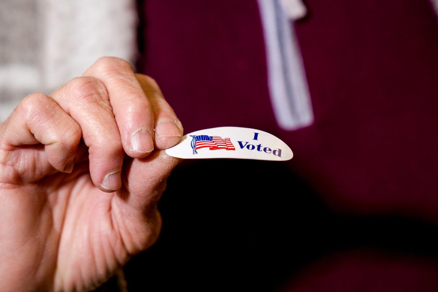 The 2024 election is quickly approaching. Here’s how experts say employers should deal with political tensions in the workplace