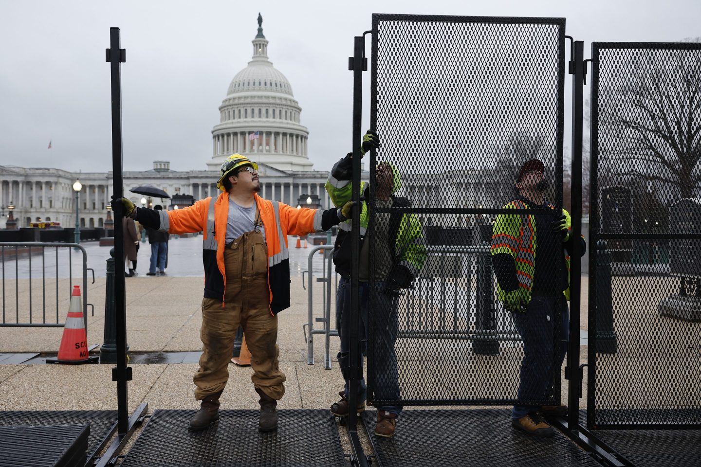 ecurity Fences Go Up Around U.S. Capitol Ahead Of State Of The Union