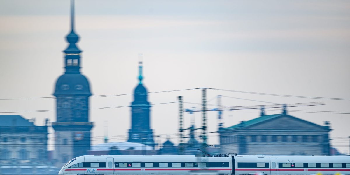 German train drivers and crew will see working hours cut without a salary reduction