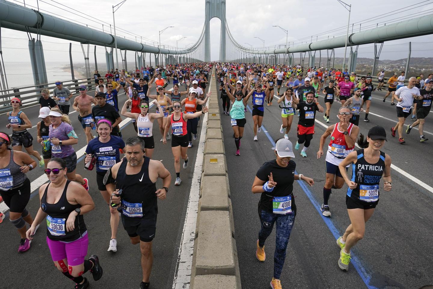 New York City transportation officials want the NYC Marathon to pay $750,000 to cross the Verrazzano bridge