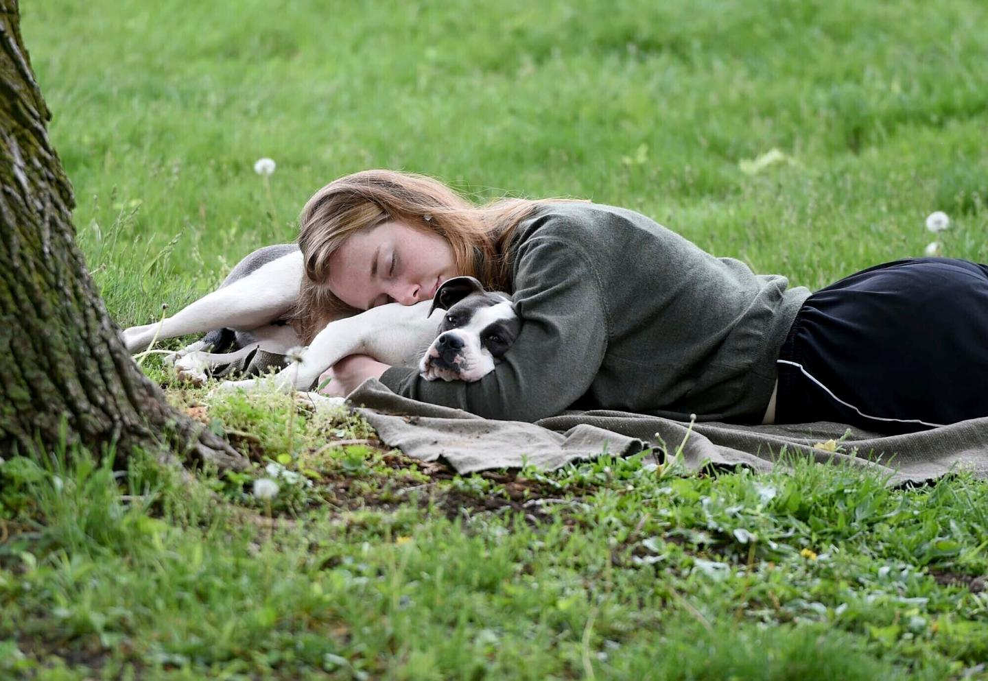1 in 5 Americans are getting 5 hours or less of sleep per night, new Gallup poll says—a category that was ‘not really heard of in 1942’