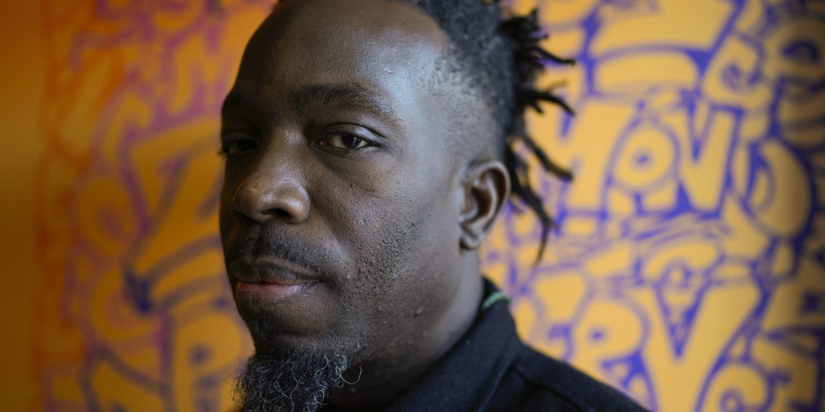 Black Chicagoans stunned that government finds over $300 million to tackle migrant crisis after ignoring poverty for decades