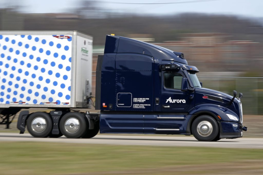 Driverless trucks are coming to the road before fully self-driving ...