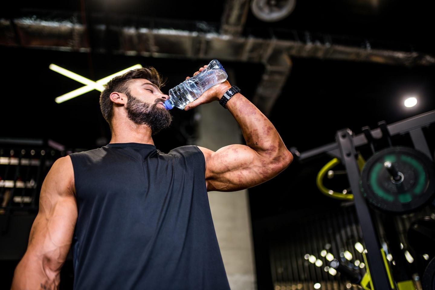 New York outlaws sales of diet pills and muscle-mass builders to children