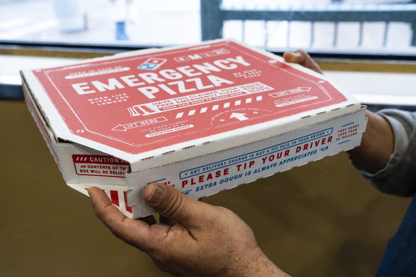 Photo of a Domino’s pizza box