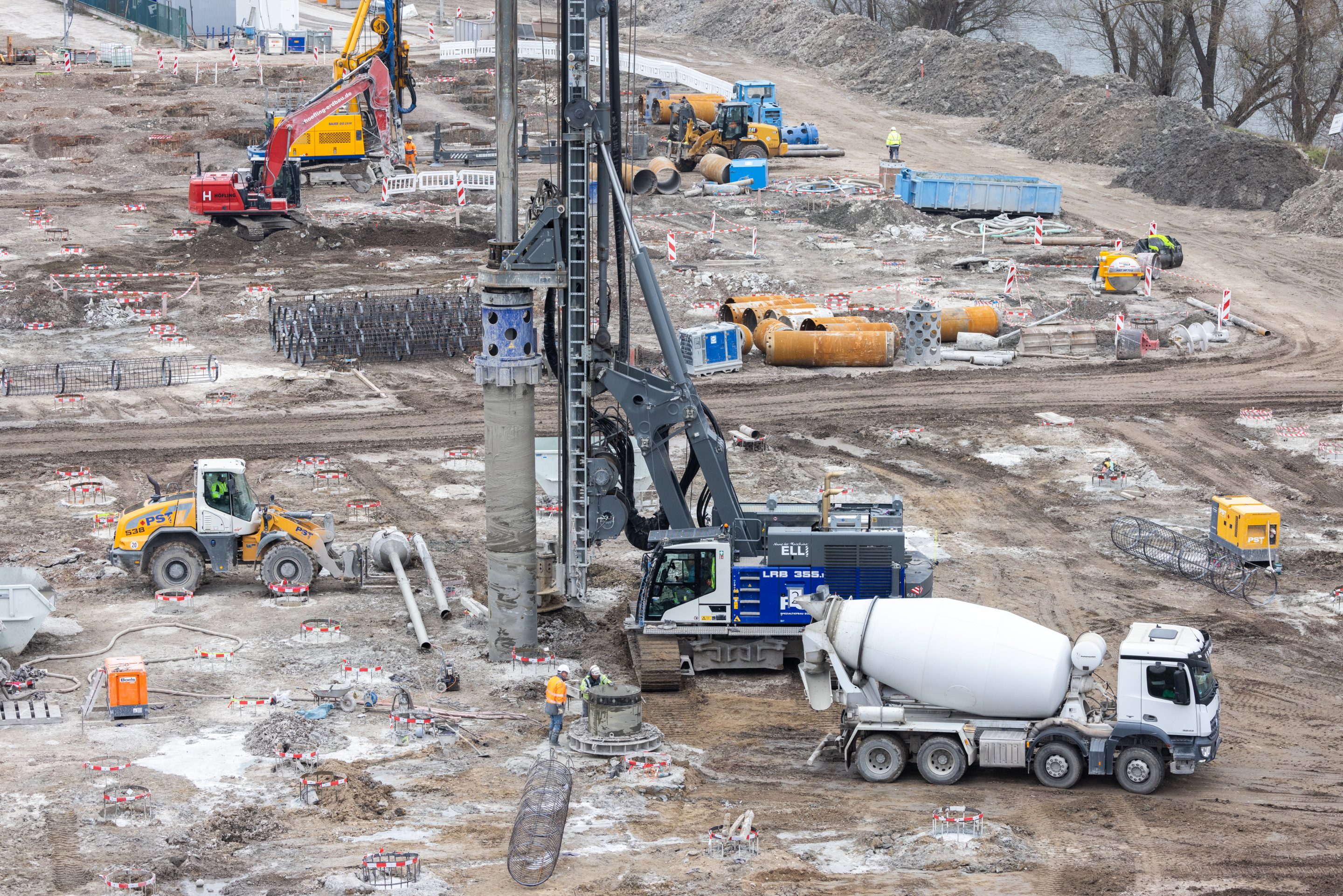 The foundations of of the new Kraftwerke Mainz-Wiesbaden sustainable data center in Germany are laid on Mar. 4. Europe needs to urgently double its data center constriction pipeline to meet anticipated demand due to AI.