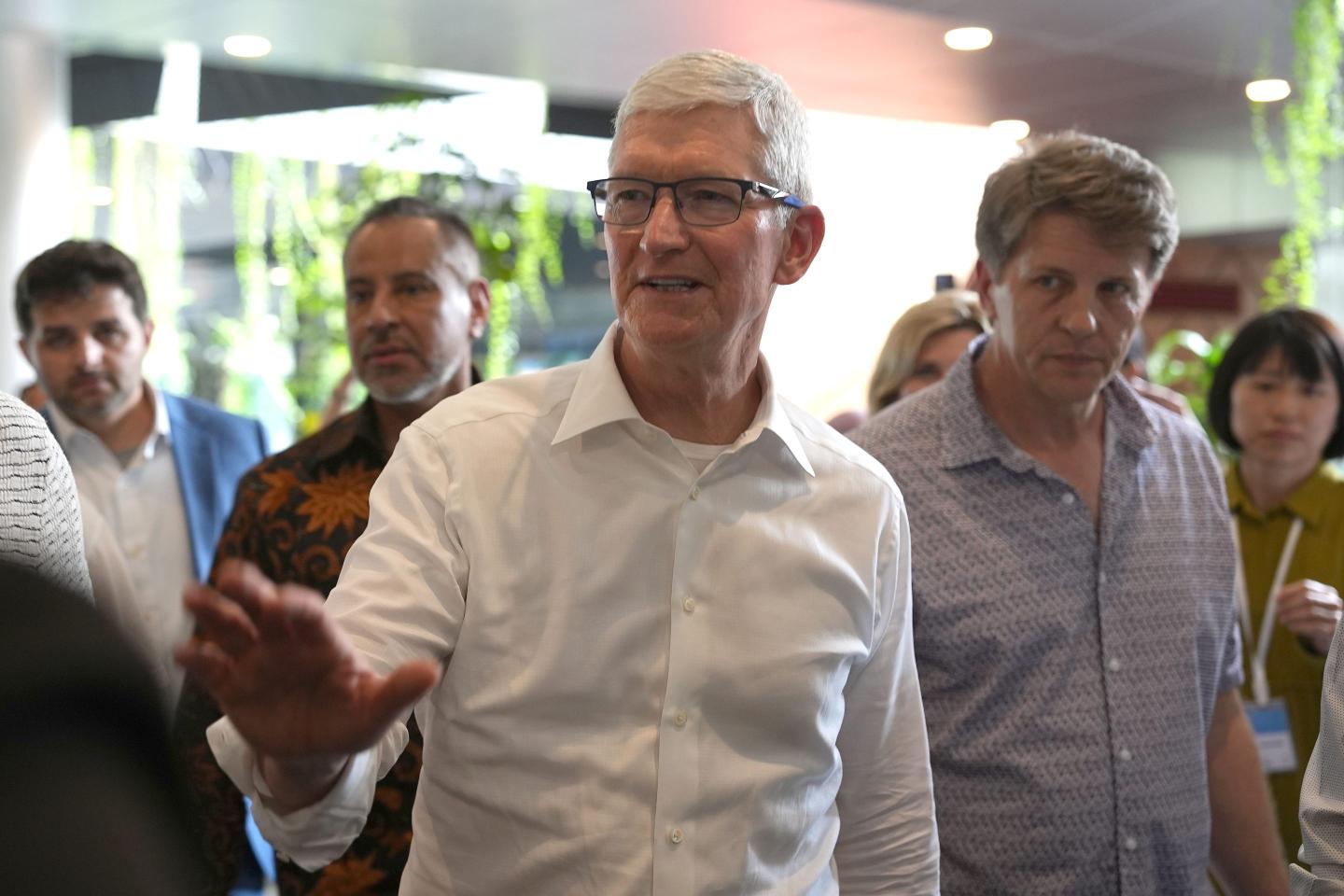 Apple could be trying to ‘hedge its supply-chain bets’ away from China with CEO Tim Cook’s whirlwind Southeast Asia tour