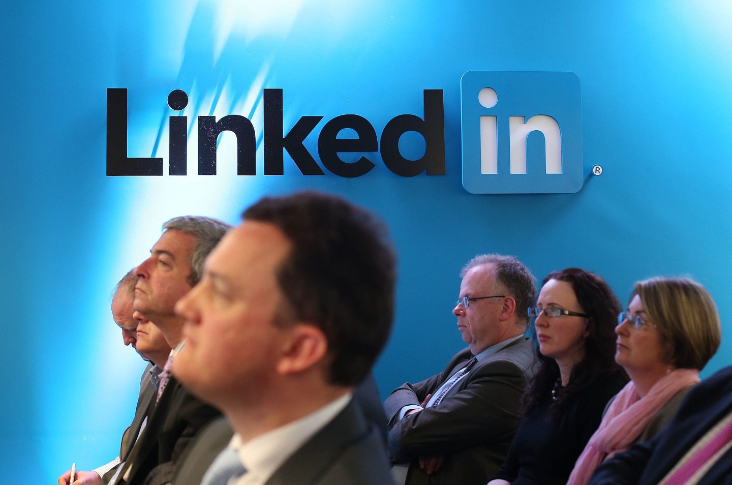 LinkedIn’s collaborative articles seek to tap into its users “10 billion years of professional knowledge”—but some critics see “AI word salad.”