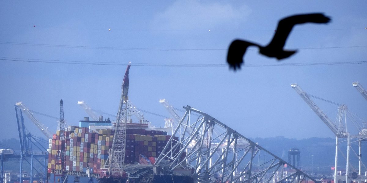 Ship that collapsed Baltimore bridge had blackouts both 10 hours before leaving port and shortly before fatal collision