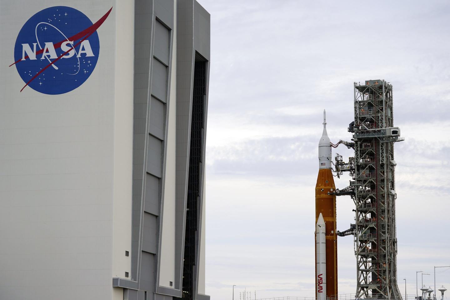 Nasa rocket at launch pad