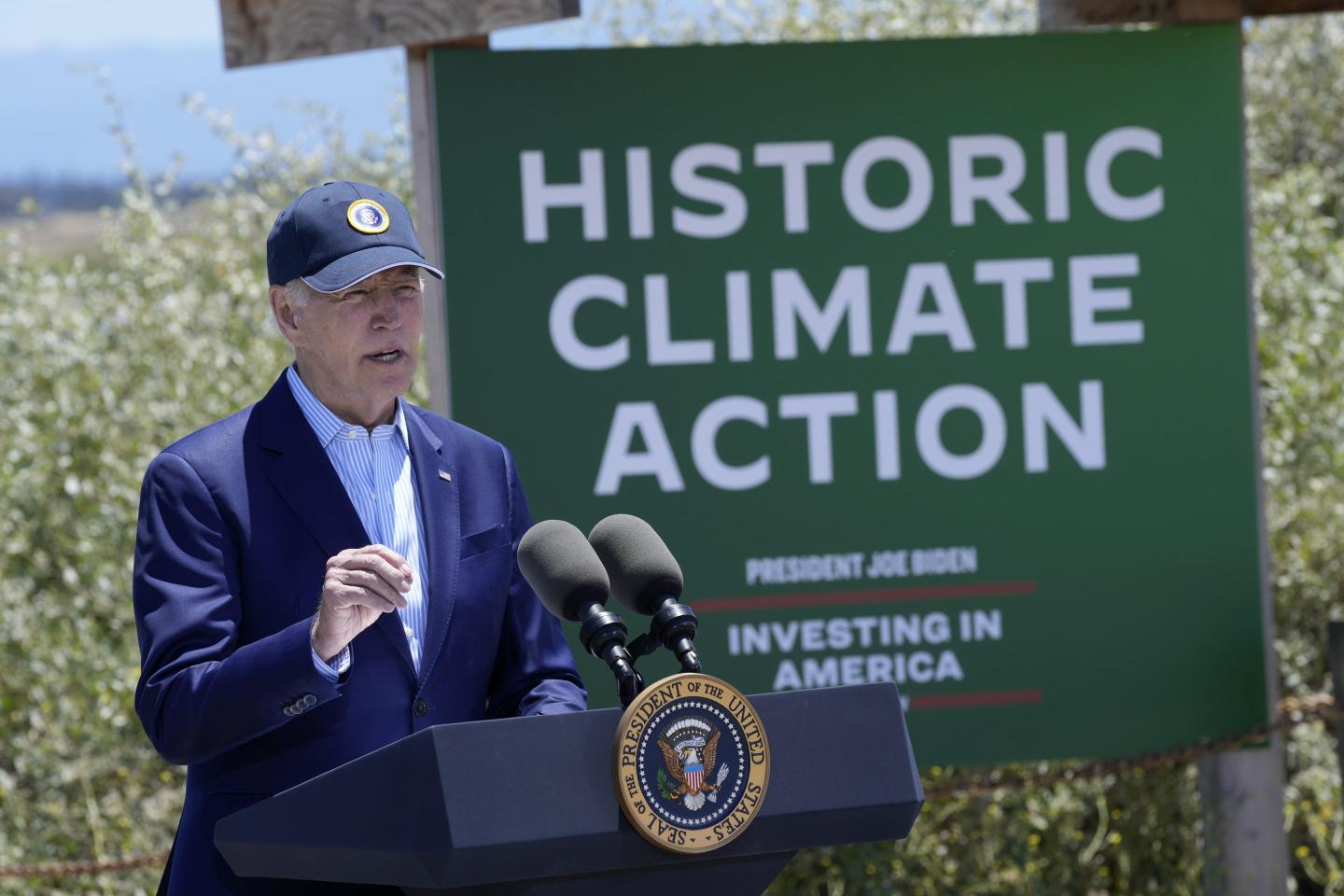 Biden pushes ‘green blitz’ of environmental rules in rush to ensure they are not overturned by a new Congress—or a new president