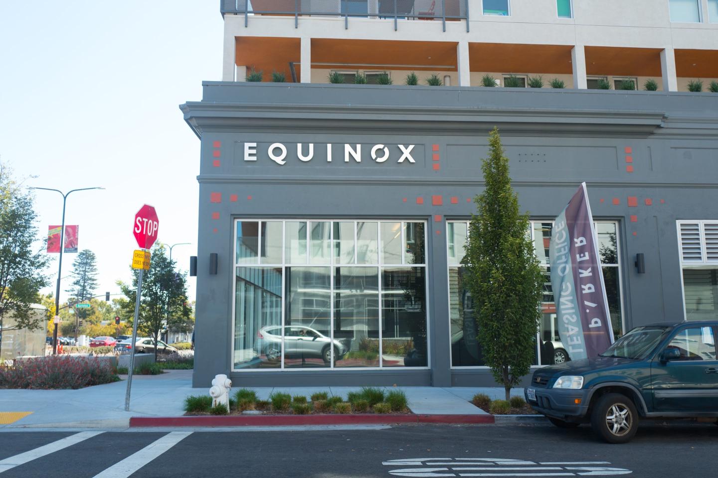 Equinox is offering a $40,000 a year personalized wellness program to help you live longer. Here’s what it includes