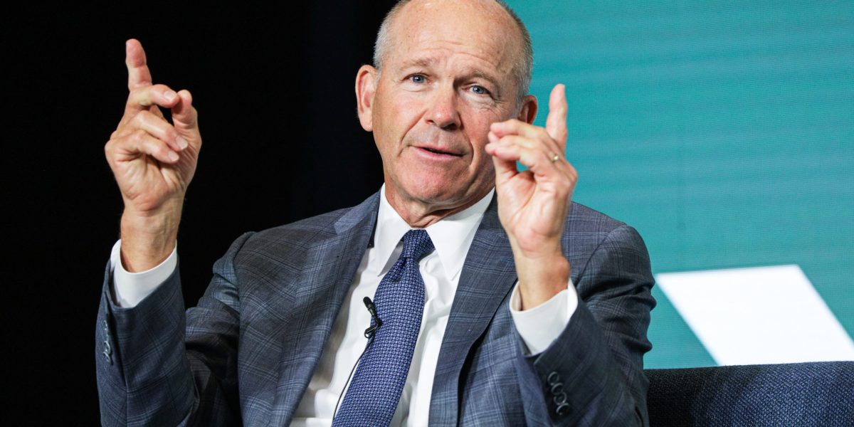 Boeing CEO David Calhoun’s 45% pay hike to .8 million should be rejected, shareholder advisory says