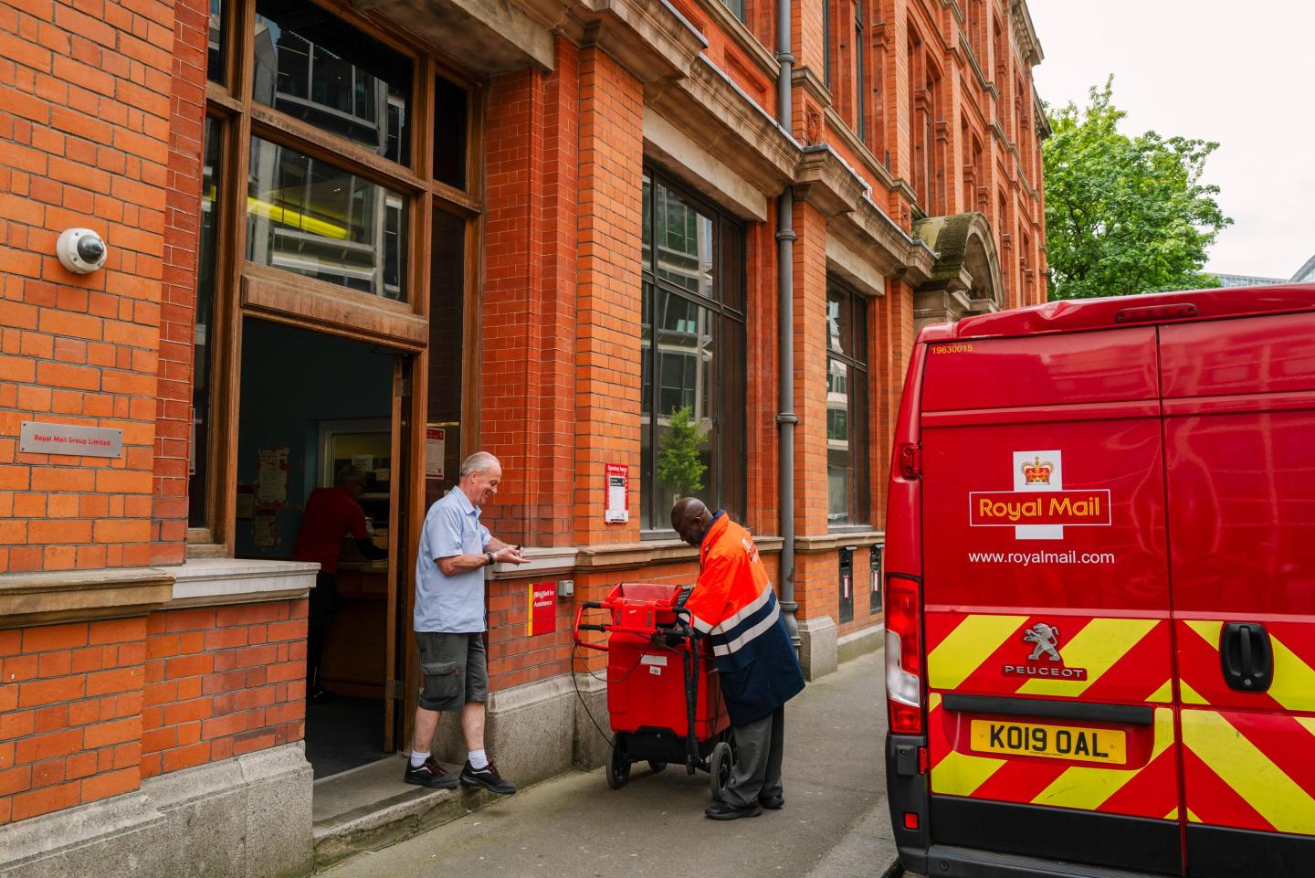 A 500-year-old postal service that lost $450m last year has been bought by a Czech billionaire—it’s ‘as British as it gets’ and customers are worried it signals the end of an era