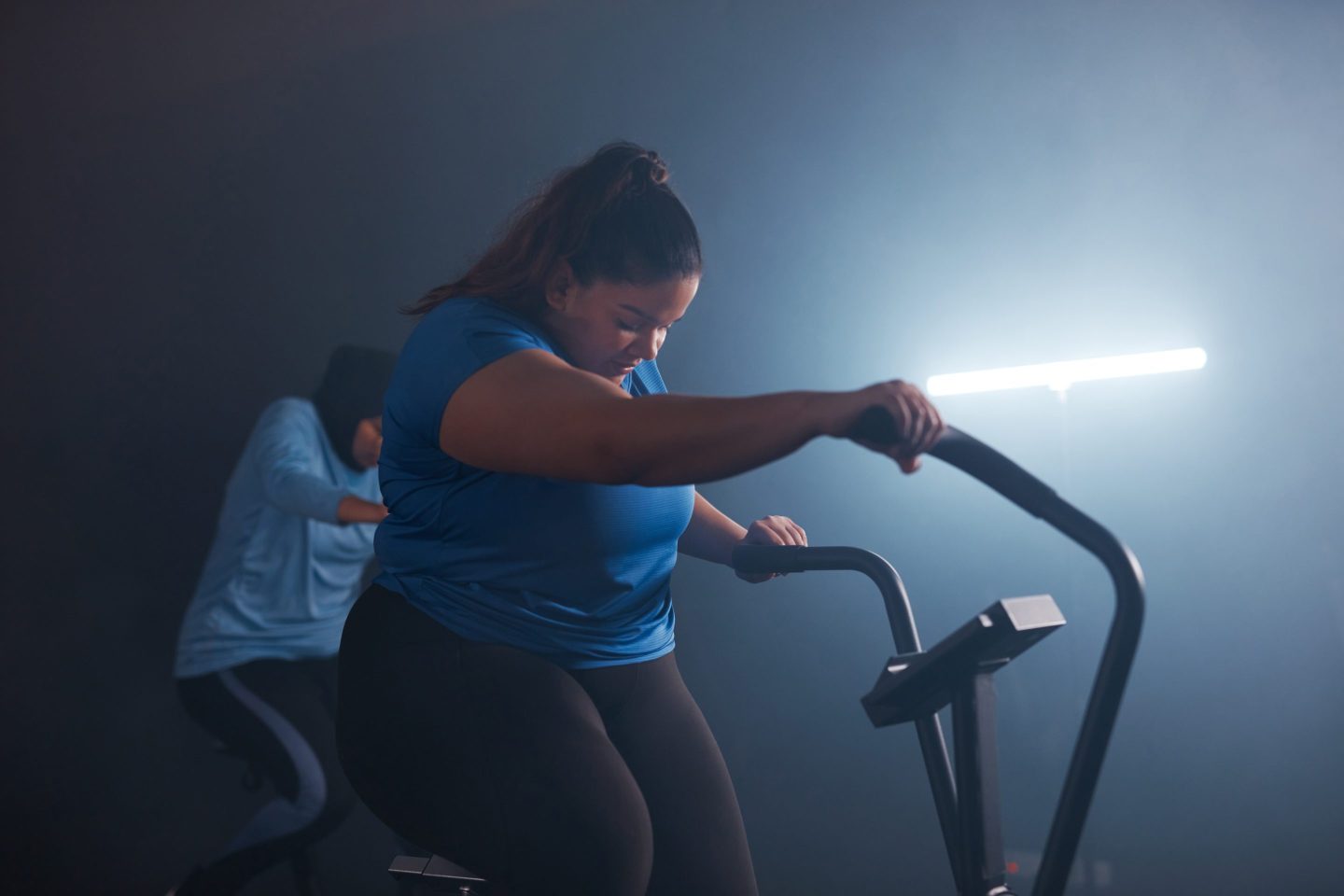 People living with obesity reap the greatest health benefits from being physically active in the evening, according to a new Australian study.