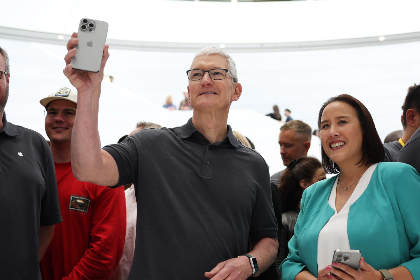 Apple is getting a once-in-a-decade secret weapon in AI-enabled ‘intelliphones.’ Bank of America sees its stock surging 20%