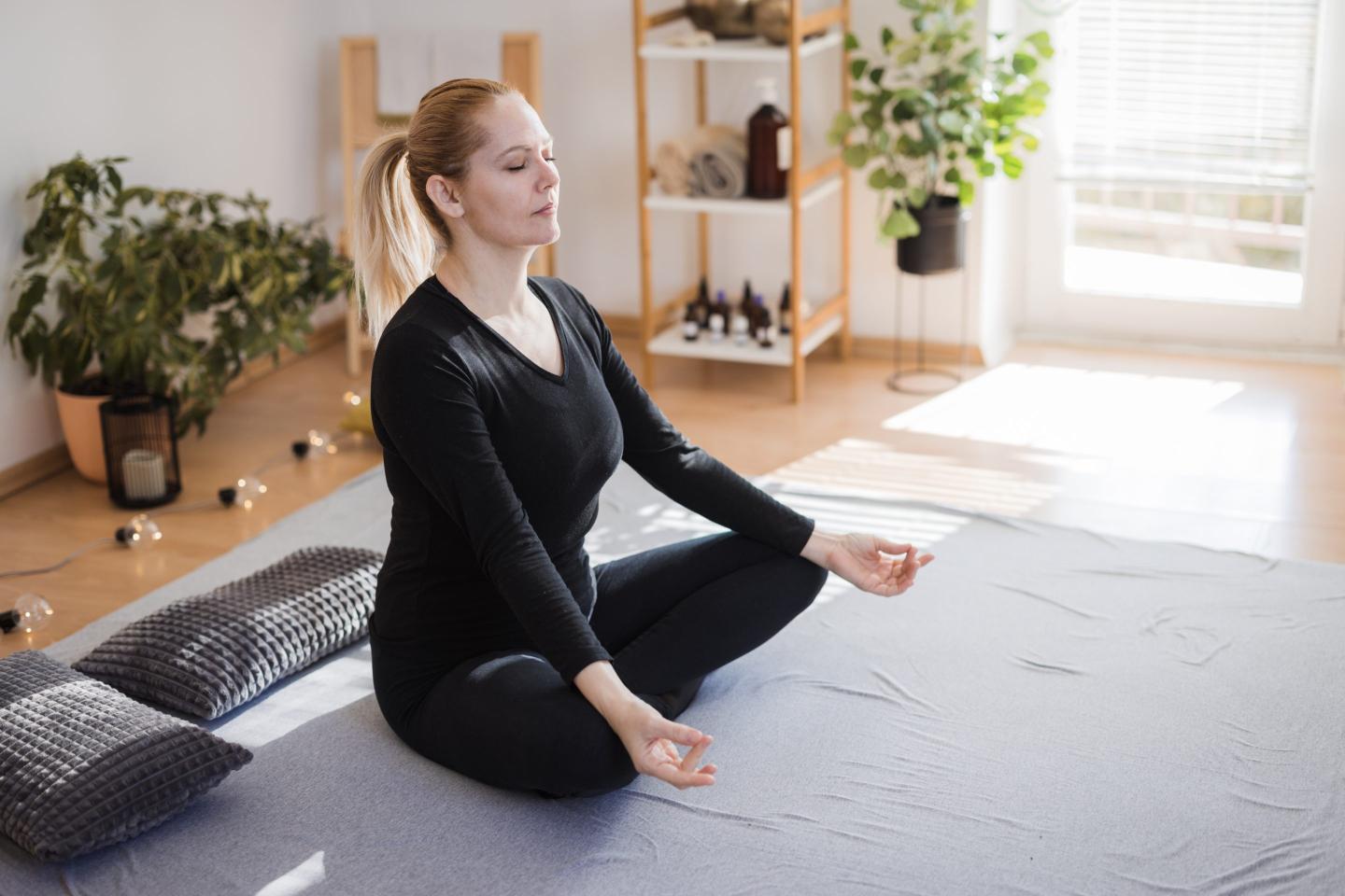 A 37-year-old yoga teacher got uncoupled and moved into an apartment with absolutely nothing. Meet the ‘divorce registry’ for the newly single