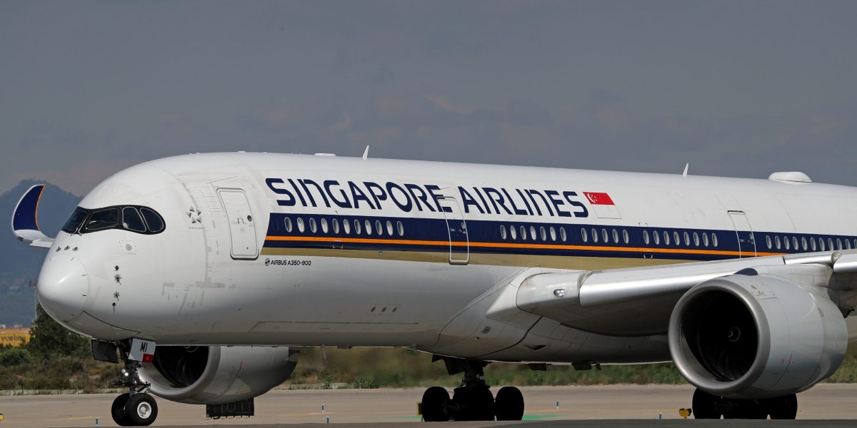 One person dead after severe turbulence on Singapore Airlines flight from London