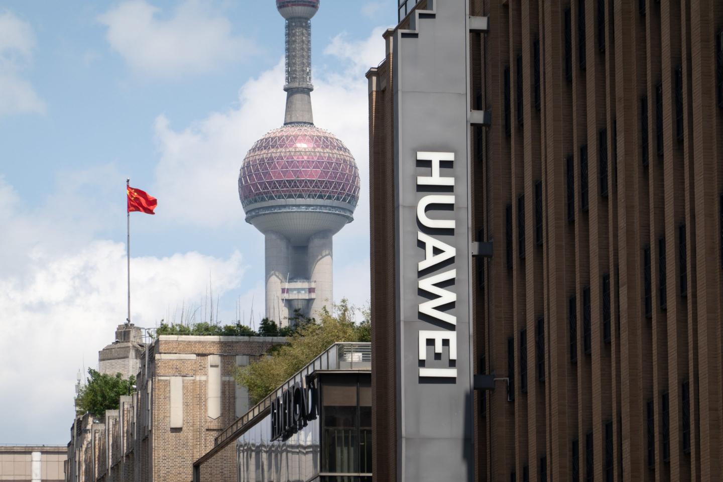 Huawei’s licenses to buy chips from Qualcomm and Intel revoked as U.S. further tightens export restrictions