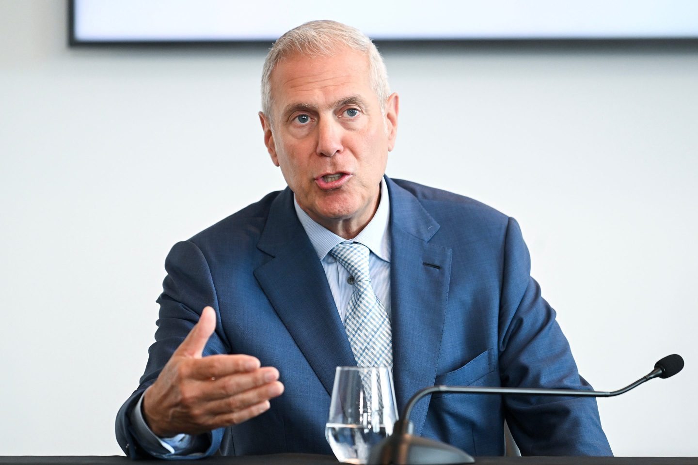 Activist investors have successfully restored Gildan Activewear CEO Glenn Chamandy to his post after his abrupt dismissal sparked at revolt at the Canadian clothing maker—a rare victory for the activists this proxy season.