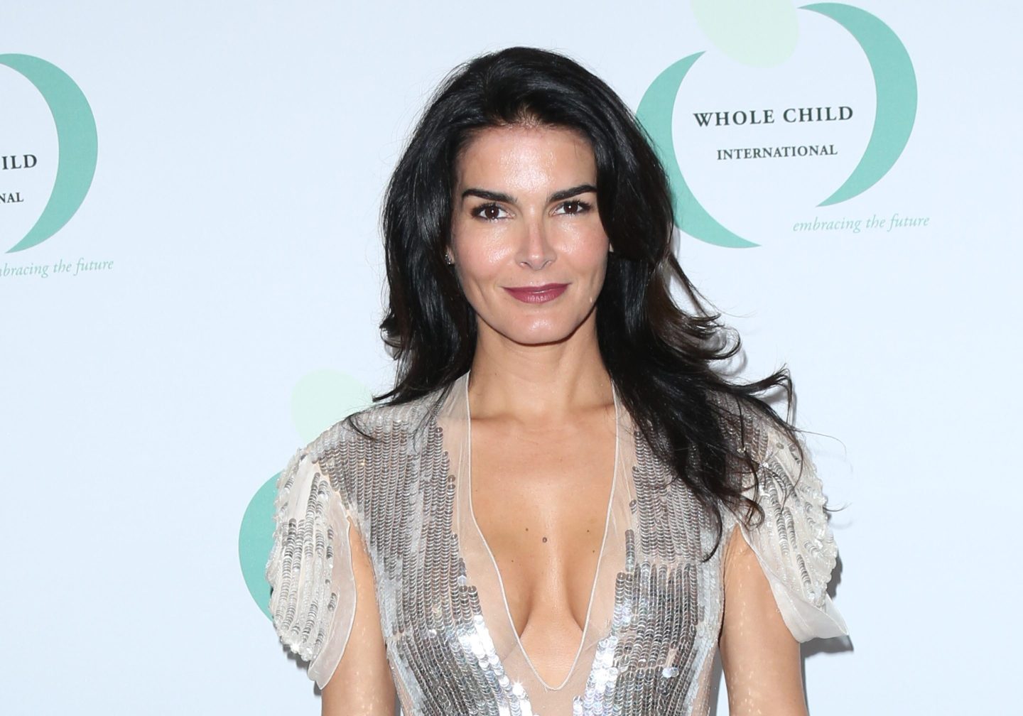 Actor and model Angie Harmon