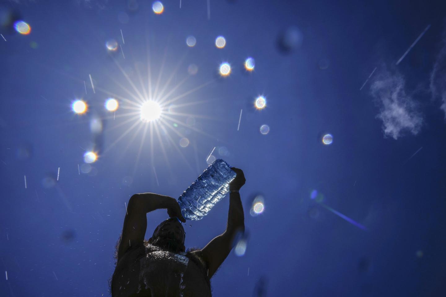 How extreme heat can turn deadly: It confuses your brain, shuts down your organs, and overworks your heart
