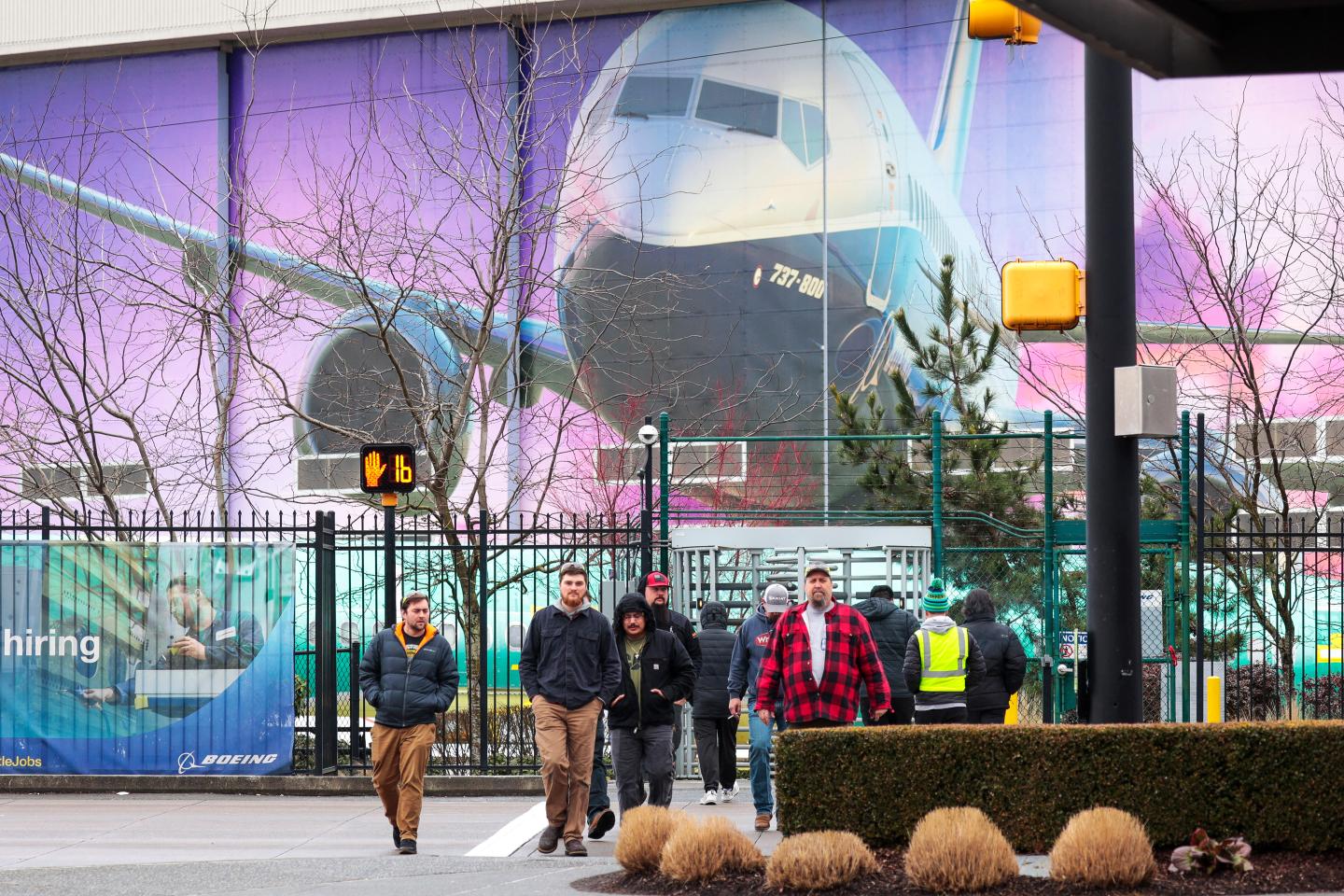 Boeing braces for battle—with its own union