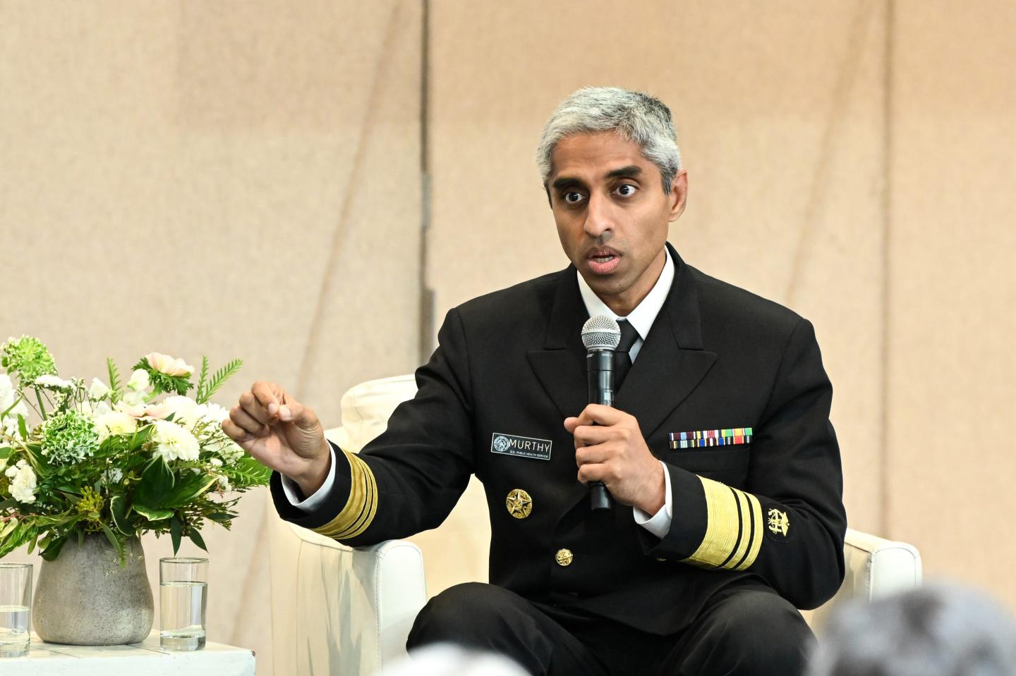U.S. surgeon general declares gun violence a public health emergency