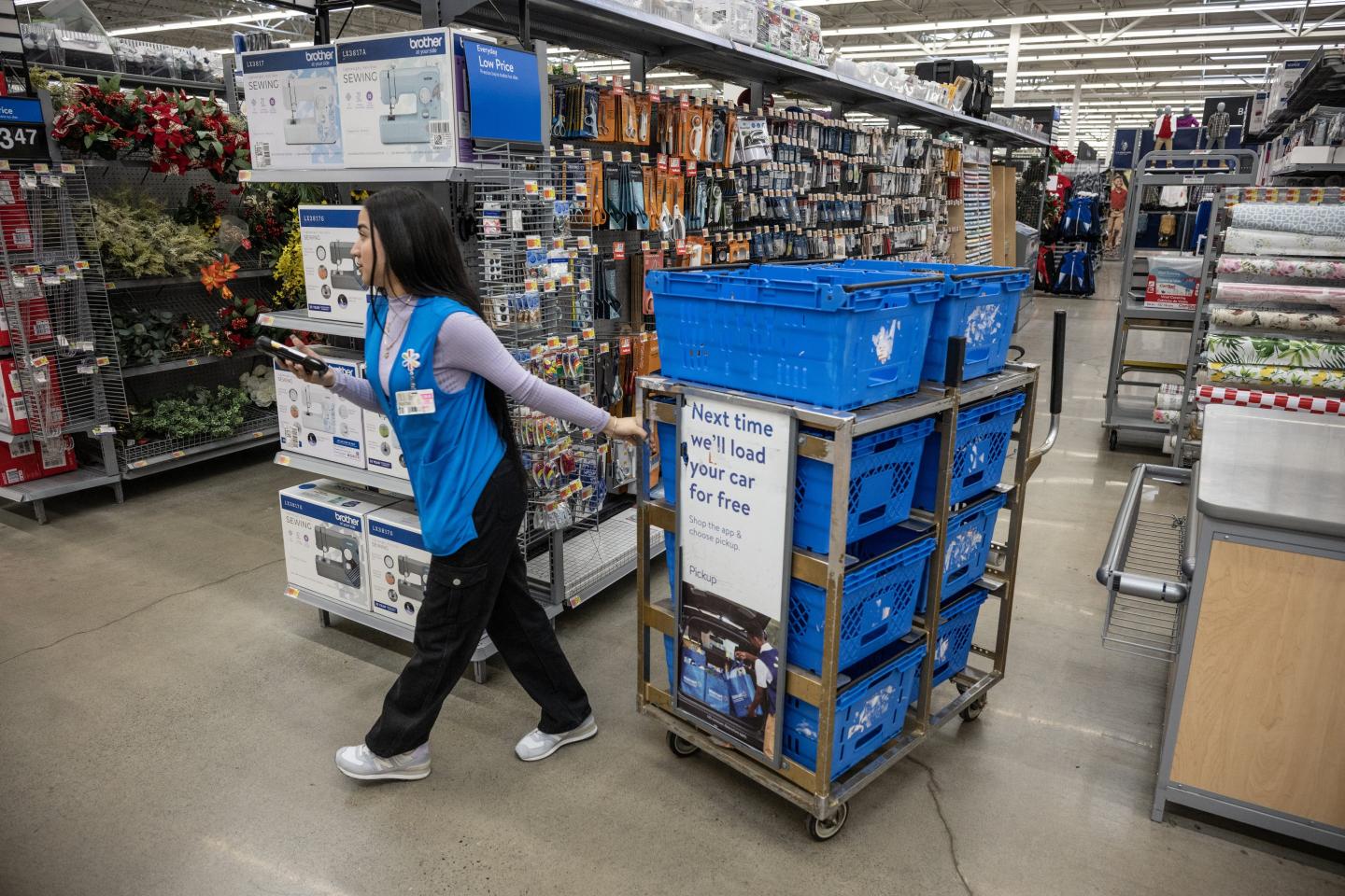 We used AI to analyze 24 years of retailers’ SEC disclosures—and found the one factor that would have doubled investor returns