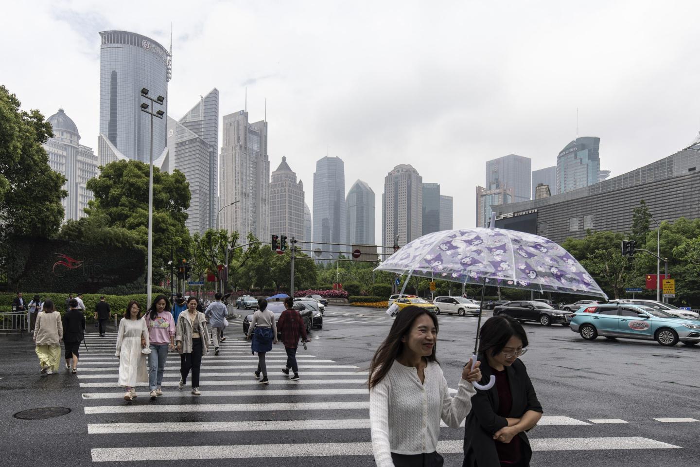 Chinese banks ask staffers to return some of their pay to comply with Beijing’s drive for ‘common prosperity’