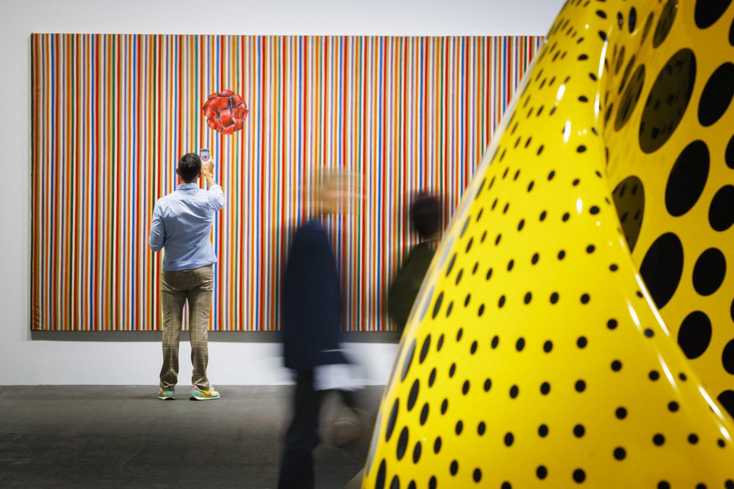 "Infatuation" 1986-1987, by Ross Bleckner displayed at the Unlimited sector of Art Basel fair.