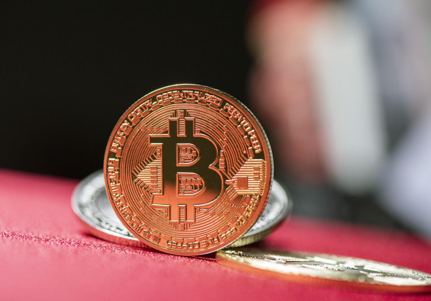 The U.S. and Germany just sold off almost 5,000 Bitcoins—they should have added them to foreign reserves