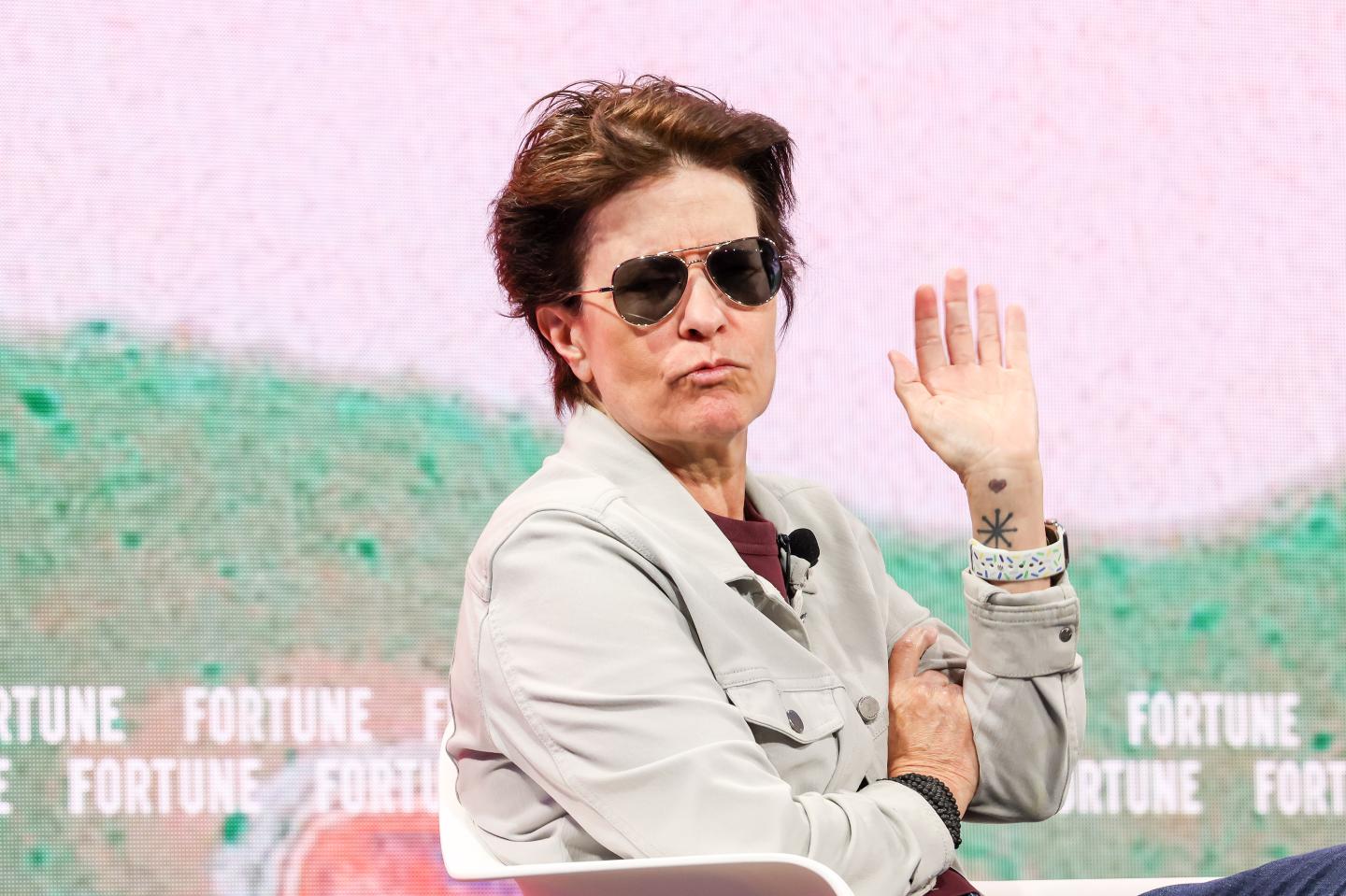 Tech elites supporting J.D. Vance are ‘not here to save you,’ warns Kara Swisher
